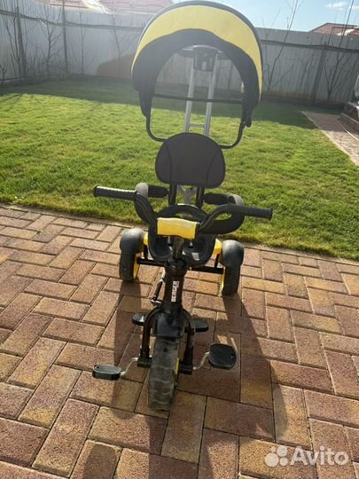 Велосипед с ручкой детский