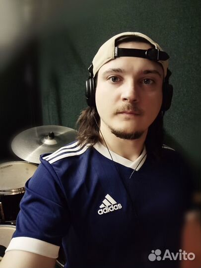 Уроки игры на барабанах. м.Курская