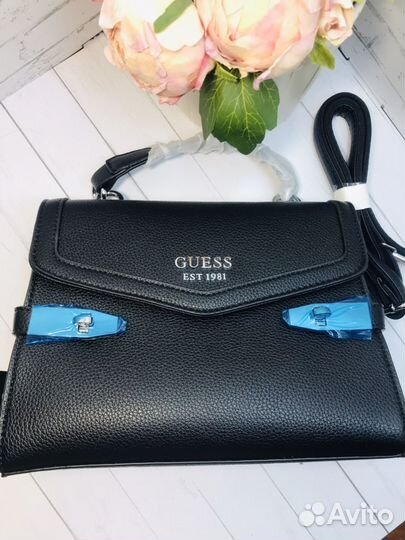 Денская сумка Guess новая