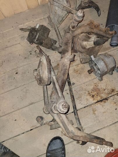 Запчасти на ниву 21213