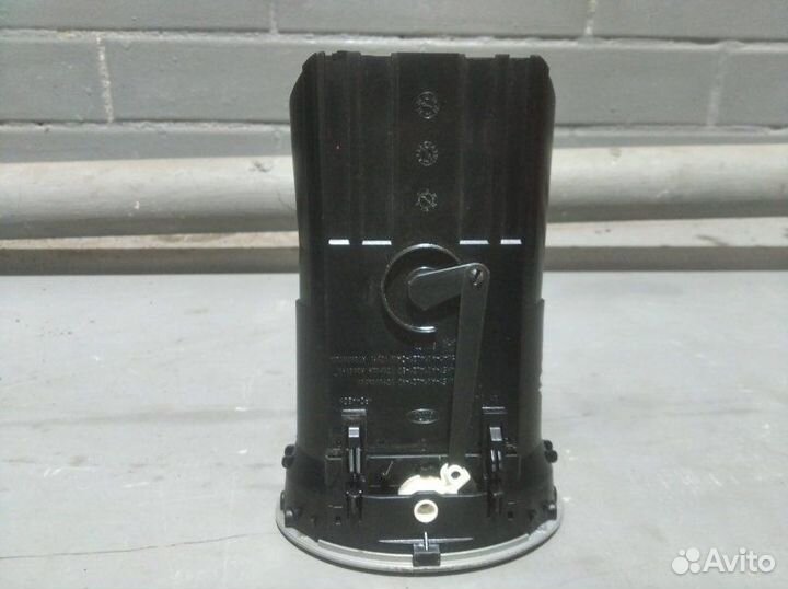 Дефлектор воздушный Ford Focus 2 седан 1.8 2006