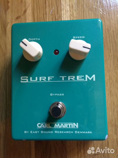 Педаль эффектов для гитары carl martin Surf Trem