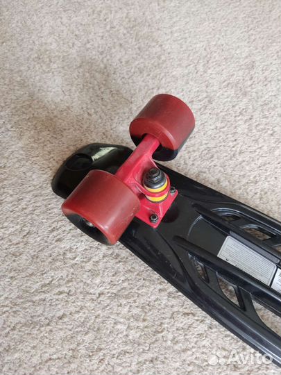 Скейтборд - пенни борд