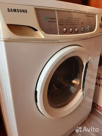 Стиральная машина Samsung.узкая.компакт