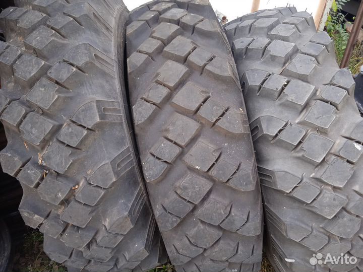 Омскшина М-93 12.00/70 R20