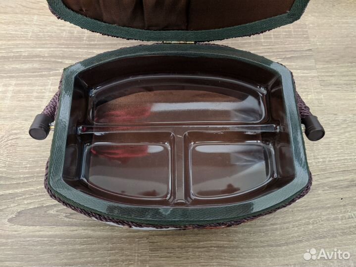 Шкатулка для рукоделия и шитья