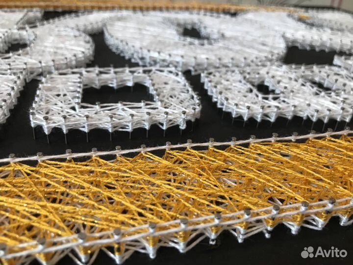 Панно из ниток и гвоздей string art