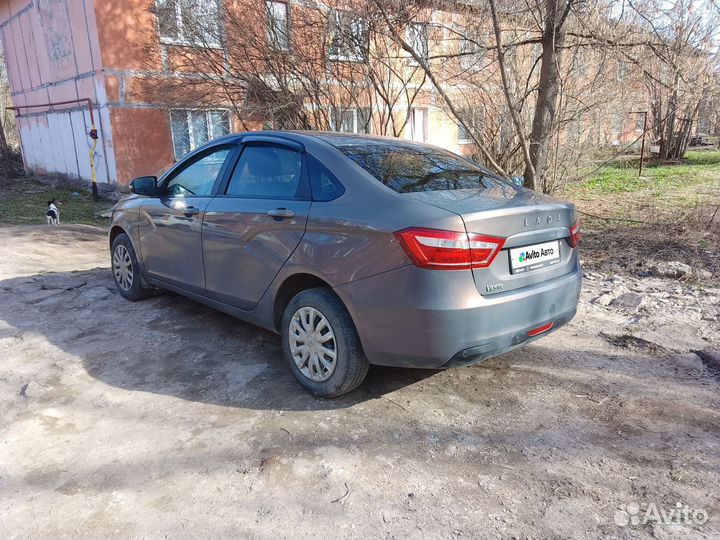 LADA Vesta 1.6 МТ, 2017, 330 000 км