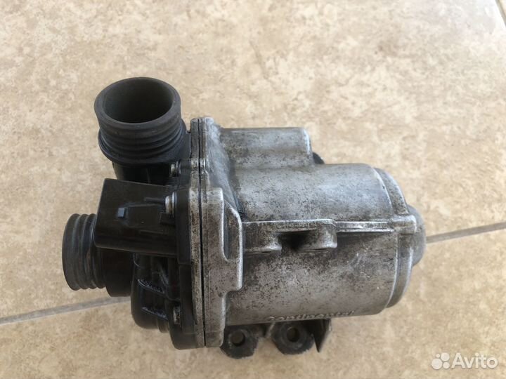 Помпа бмв N55 11515a05704 оригинал