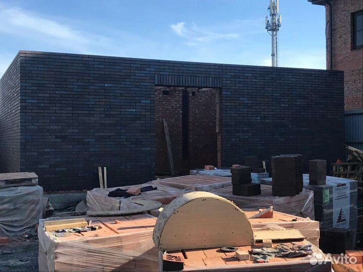 Бригада строителей