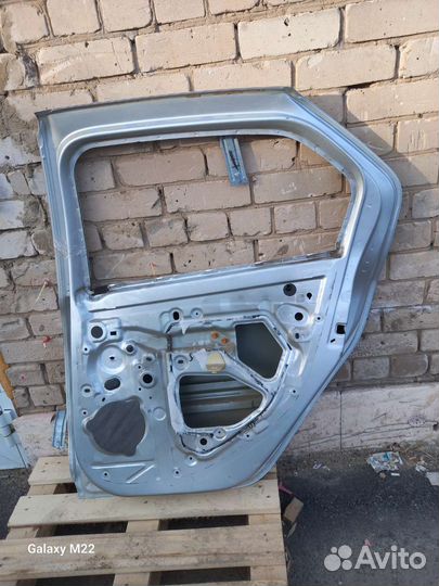 Дверь правая задняя Логан2