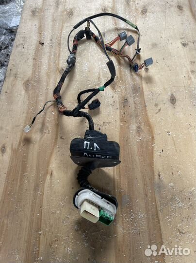 Джип либерти 2 проводка двери передняя левая