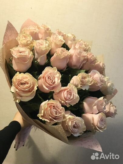 Букет роз 25 штук