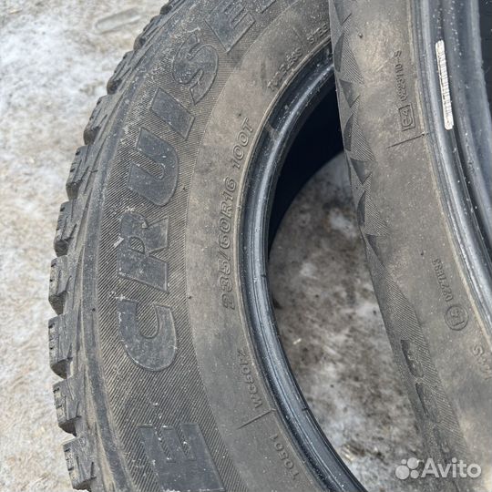 Bridgestone Ice Cruiser 5000 235/60 R16