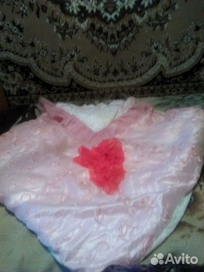 Вещи на девочку и конверт для малыша