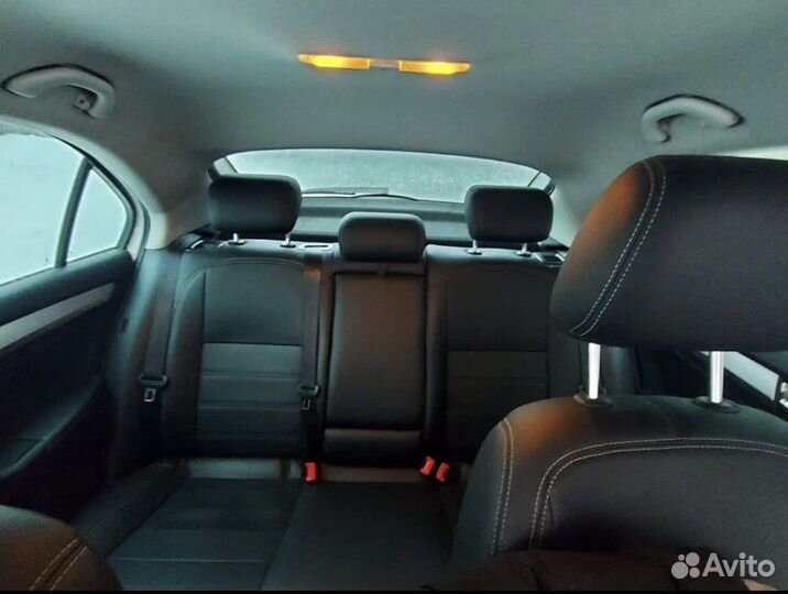 Каркасные Чехлы на rapid polo