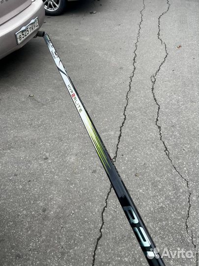 Клюшка хоккейная bauer hyperlite 2