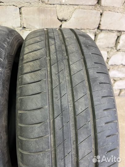 Goodyear EfficientGrip Performance 195/60 R15 88H