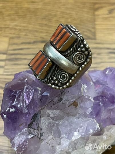 Из непала перстень. Из личной коллекции
