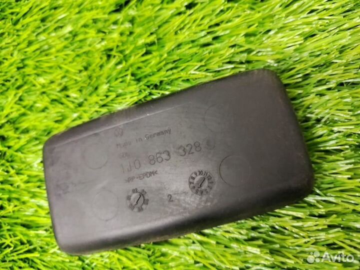 Коврик в консоль Volkswagen Golf 4 AEH 2000