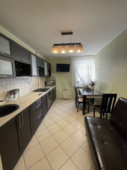 2-к. квартира, 57 м², 9/10 эт.