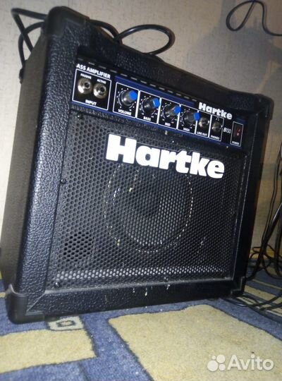 Басовый комбоусилитель Hartke b150