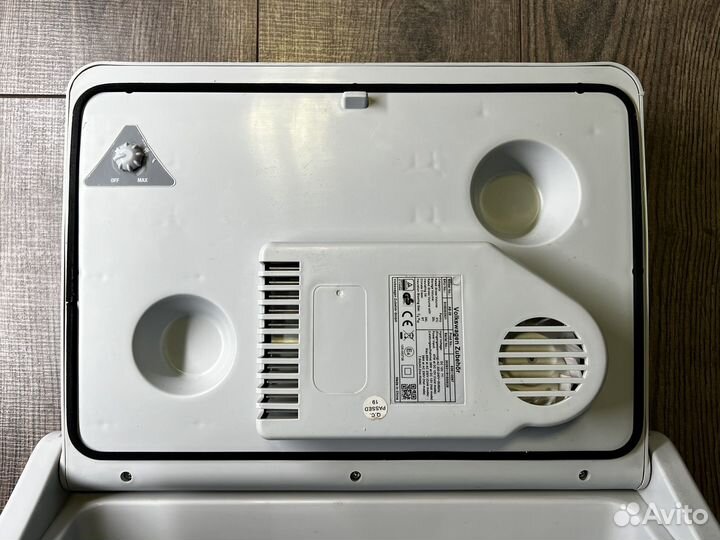 Автомобильный холодильник Volkswagen Zubehör AS-25