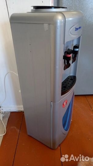Кулер для воды с холодильником 10л,t12-92гр,770вт