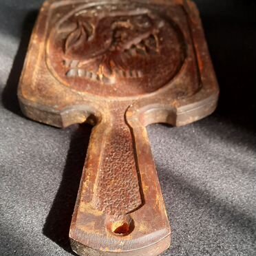 Старинная разделочная доска