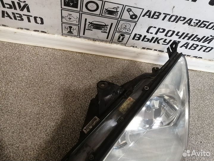 Фара левая для Ford Focus 1