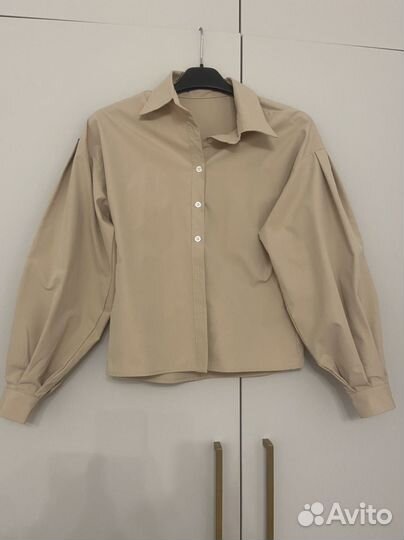 Рубашка с объёмными рукавами