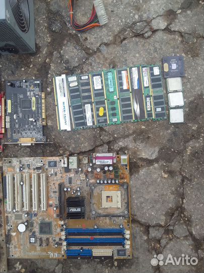 Компьютер на запчасти