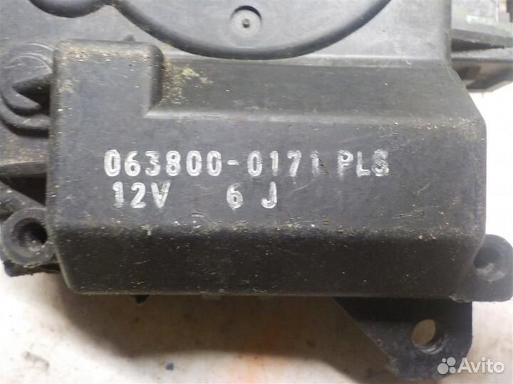 Моторчик заслонки печки Toyota Camry XV40 2006-20