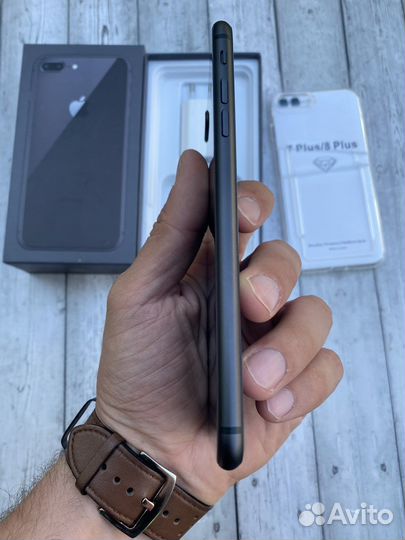 iPhone 8 Plus, 256 ГБ