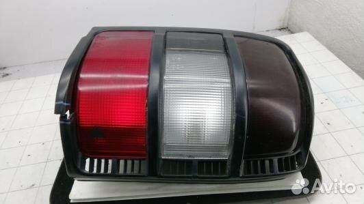 Фонарь задний правый mitsubishi pajero 2 (93K32MY0