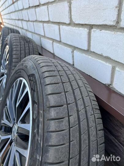 DoubleStar Maximum DH08 205/60 R16 92