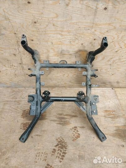 Передняя балка (подрамник) Mitsubishi i-MiEV HA3W