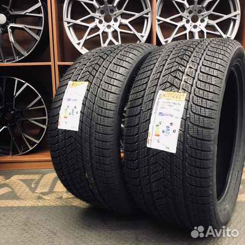Pirelli Scorpion Winter 285/45 R22 и 325/40 R22