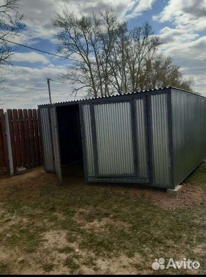 Гараж металлический двускатный