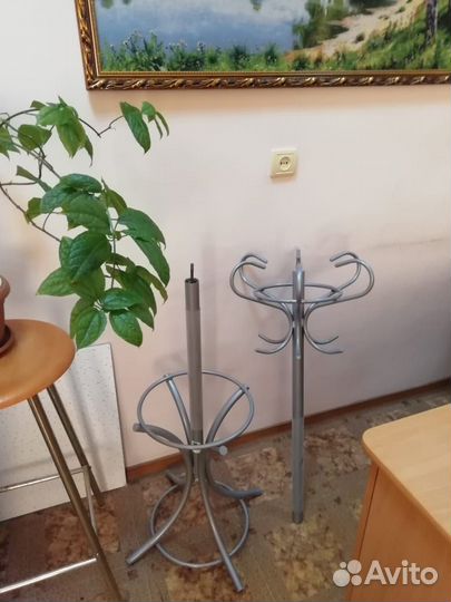 Вешалка для одежды напольная