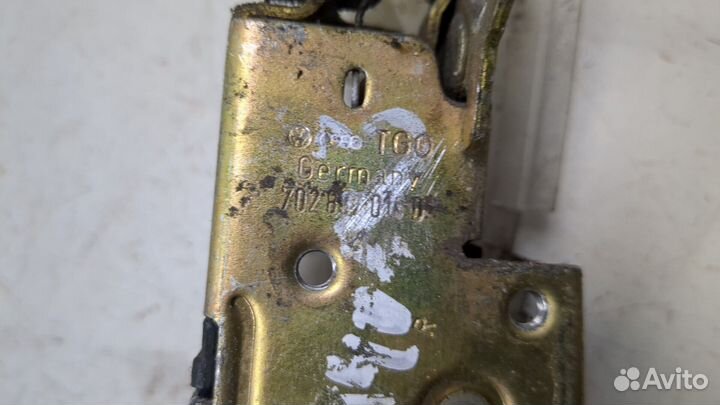 Замок двери правый передний Volkswagen Transporter 4, 1994