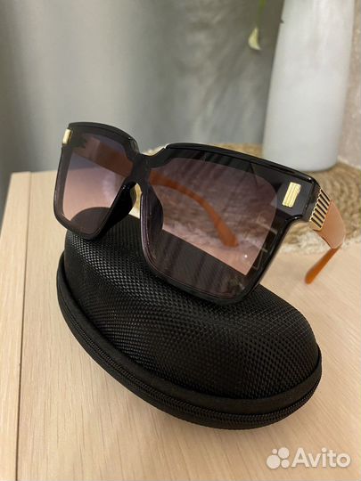 Солнцезащитные очки женские