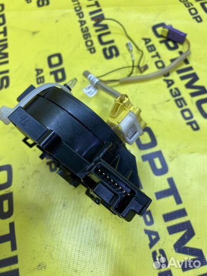 Шлейф подрулевой Skoda Octavia A5