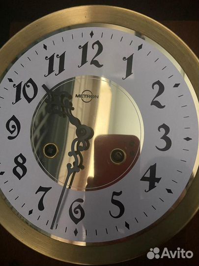 Часы старинные деревянные настенные