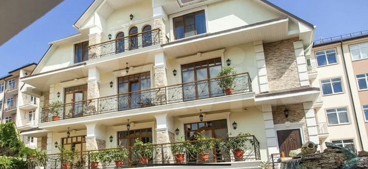 Гостиница 250 м² (Абхазия)
