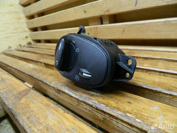 Блок управления светом Ford Focus рест. 2002