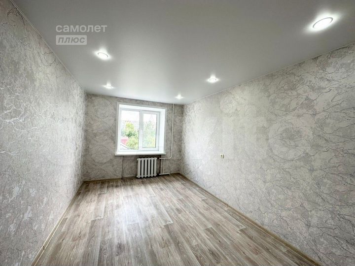 2-к. квартира, 48 м², 4/9 эт.