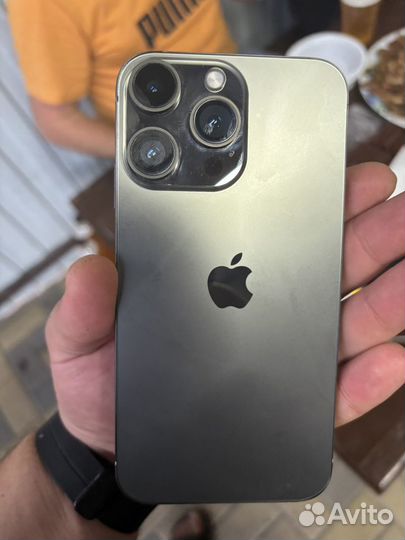 iPhone xr в корпусе 15 pro 128 gb