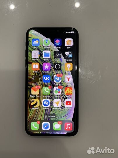 iPhone Xs, 64 ГБ