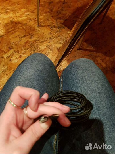 Кабель для зарядки iPhone